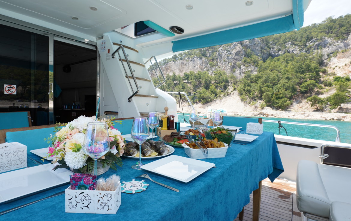 ЯХТА ADELYA - АНТАЛИЯ