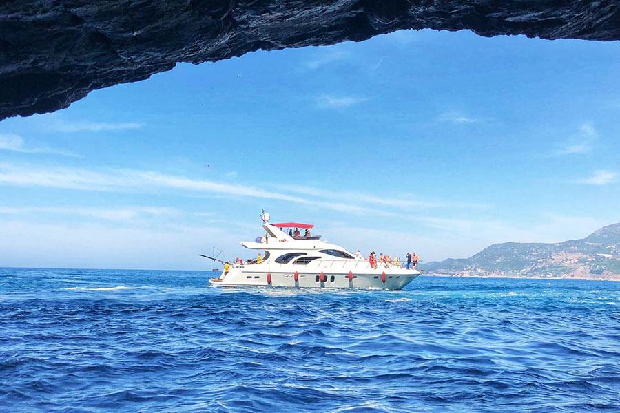 YACHT CLEOPATRA LUXURY – ALANYA