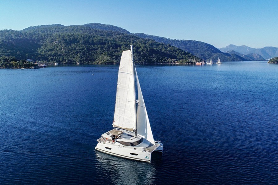 КАТАМАРАН AMBER - МАРМАРИС