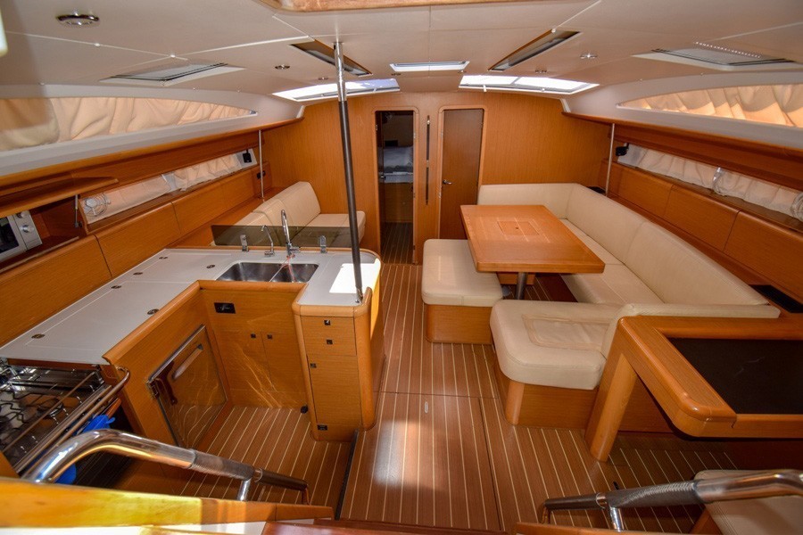 ПАРУСНАЯ ЯХТА INSTANT ZERO  - МАРМАРИС