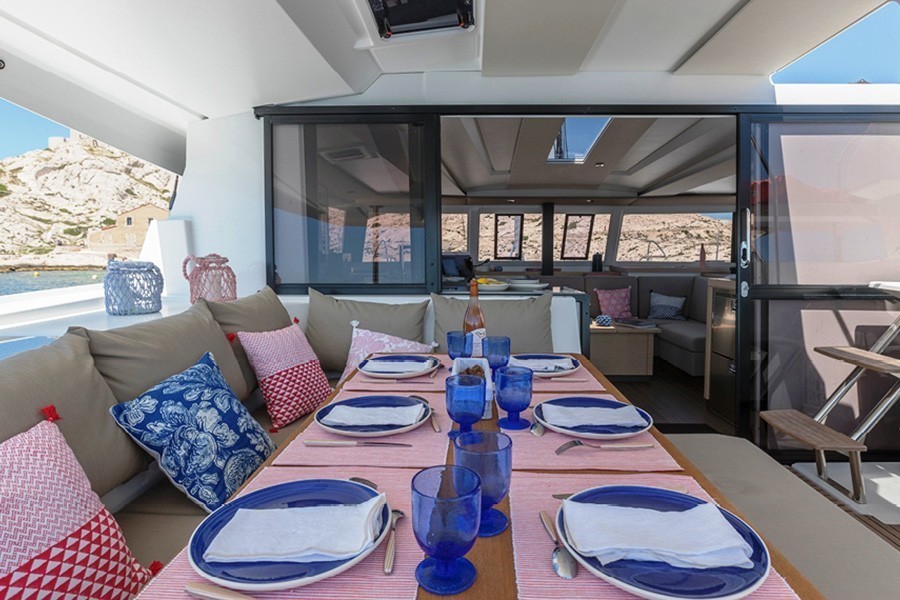 КАТАМАРАН OSAYA - МАРМАРИС