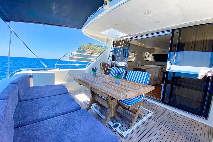 ЯХТА SAHRET - КЕМЕР