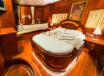 19-Diva-Deniz-Aft-Master-Cabin
