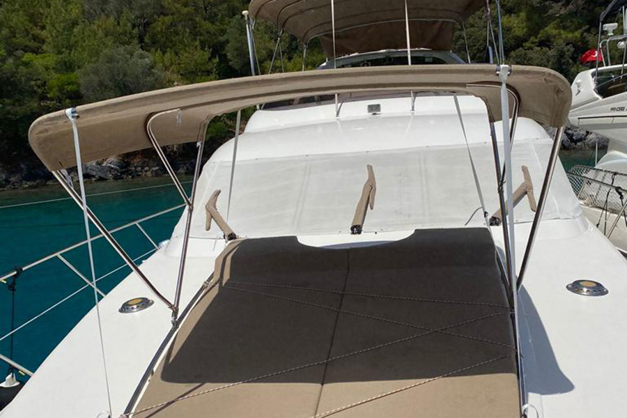 ЯХТА CARPE DIEM - ГЁДЖЕК