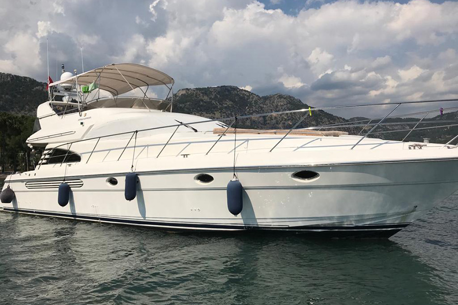 ЯХТА CARPE DIEM - ГЁДЖЕК