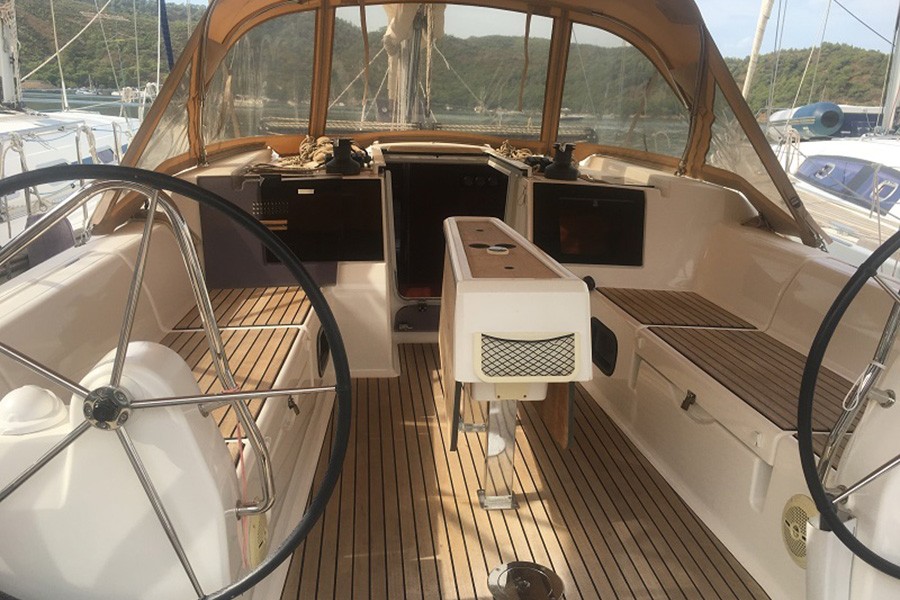 ПАРУСНАЯ ЯХТА DESPERADO - ФЕТХИЕ