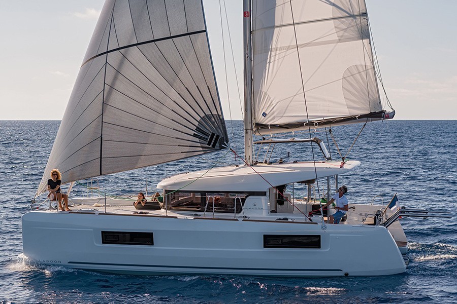 КАТАМАРАН LEO - ФЕТХИЕ