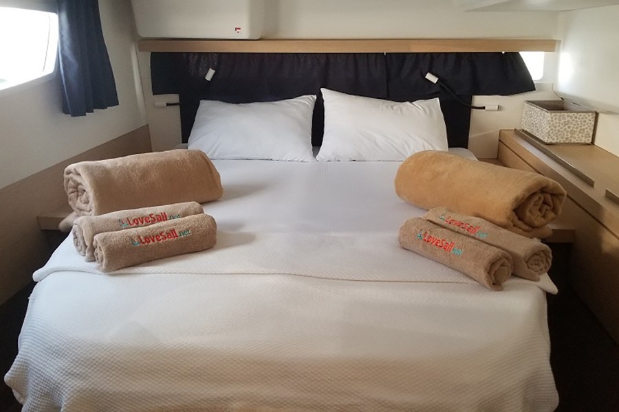 КАТАМАРАН HOLA - ФЕТХИЕ