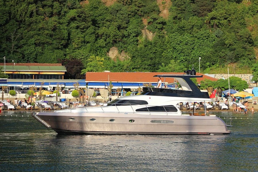 YACHT TOYS - ISTANBUL