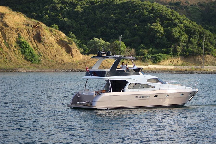 YACHT TOYS - ISTANBUL