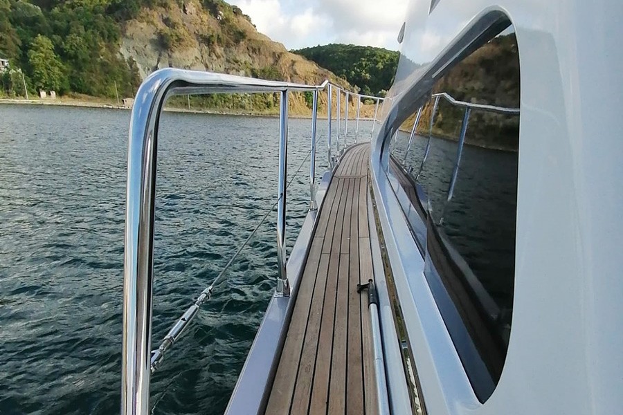 YACHT TOYS - ISTANBUL