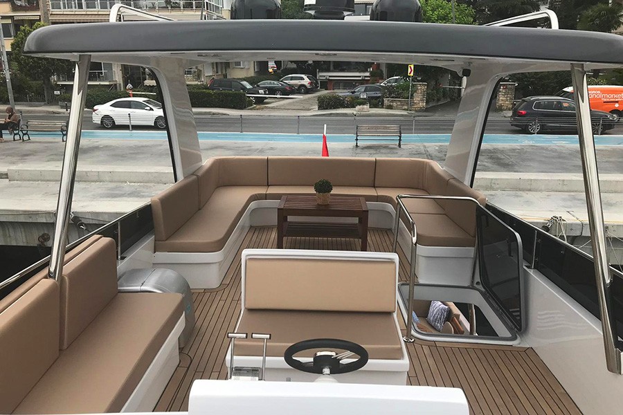 YACHT TOYS - ISTANBUL