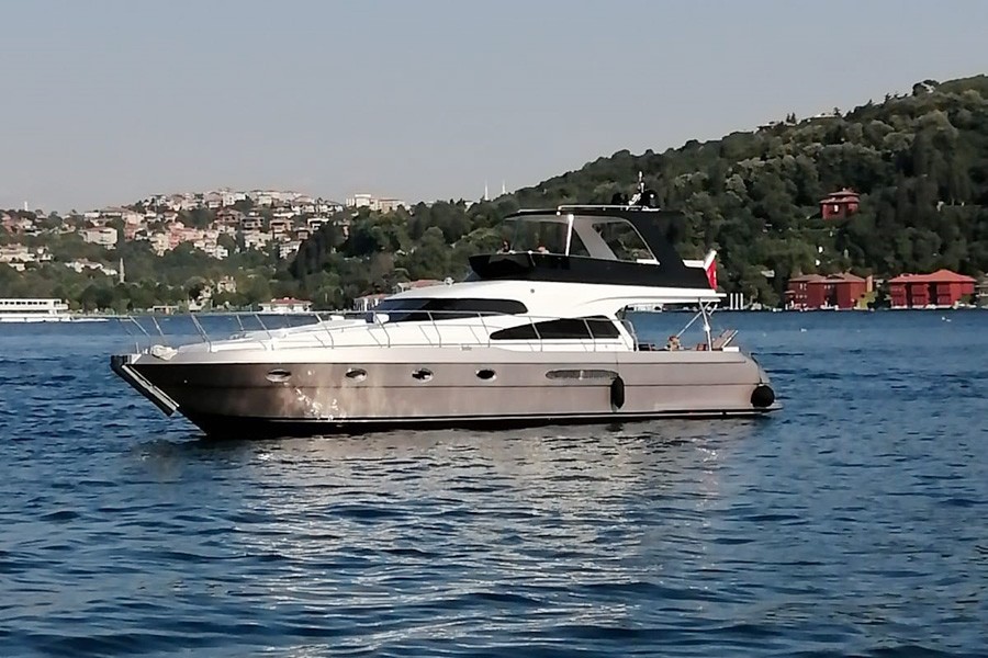 YACHT TOYS - ISTANBUL