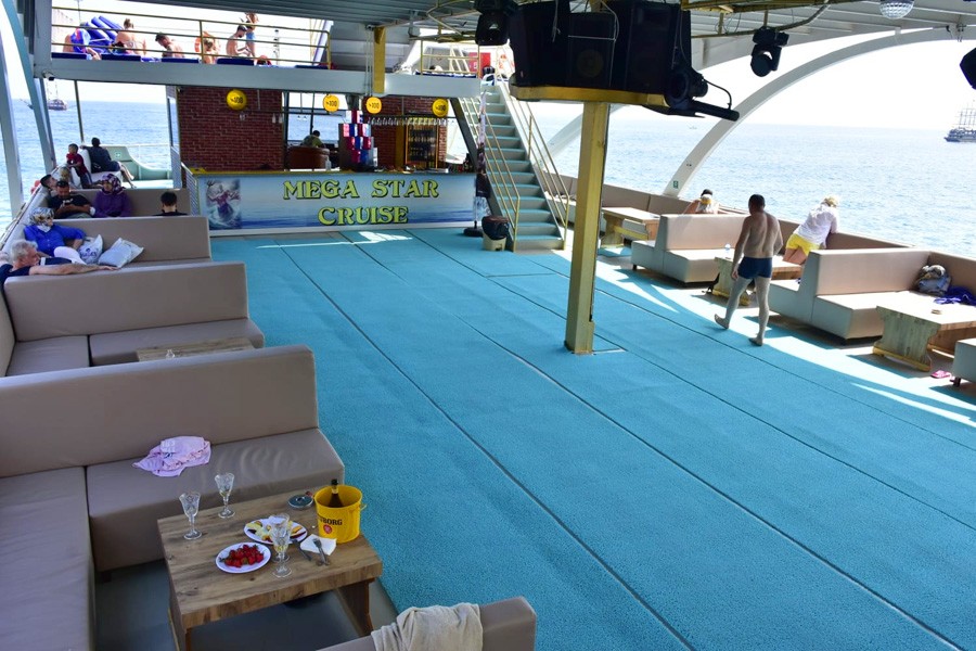 ЯХТА MEGA STAR CRUISES - КЕМЕР