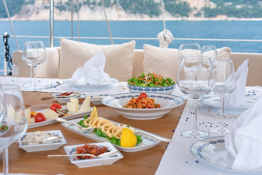 SAILING YACHT TITANIC MOSS - ANTALYA