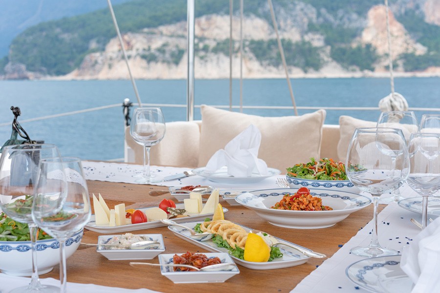 SAILING YACHT TITANIC MOSS - ANTALYA