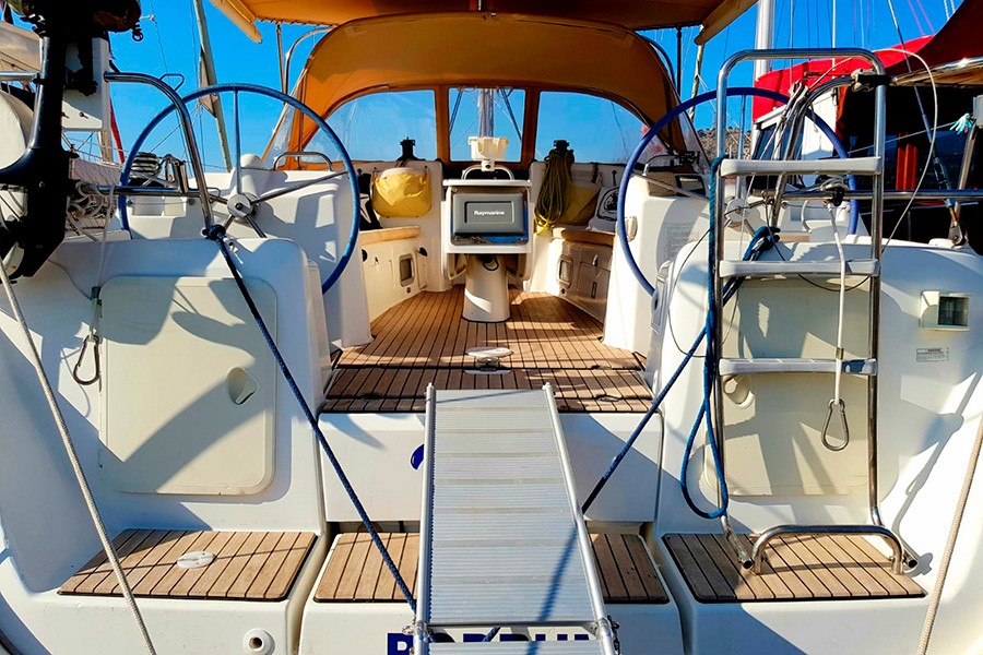 ПАРУСНАЯ ЯХТА TINA - БОДРУМ