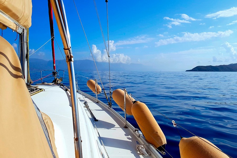 ПАРУСНАЯ ЯХТА TINA - БОДРУМ