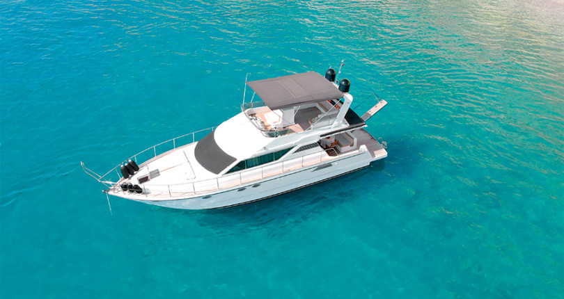 ЯХТА HOLA - КЕМЕР