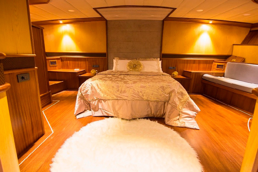 ГУЛЕТ NEVRA QUEEN - БОДРУМ