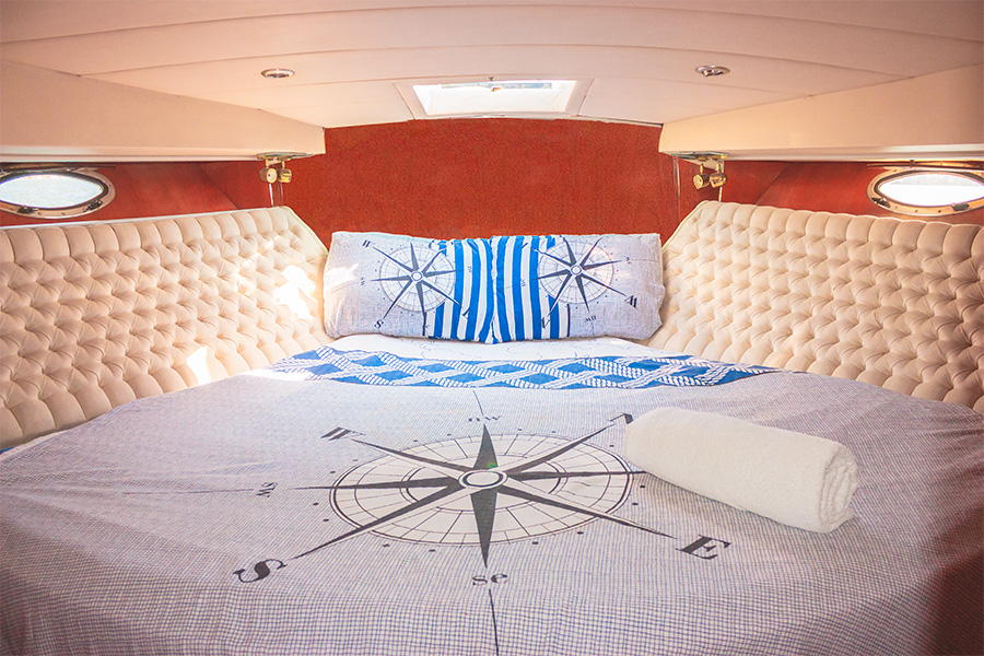 ЯХТА HOLA - КЕМЕР