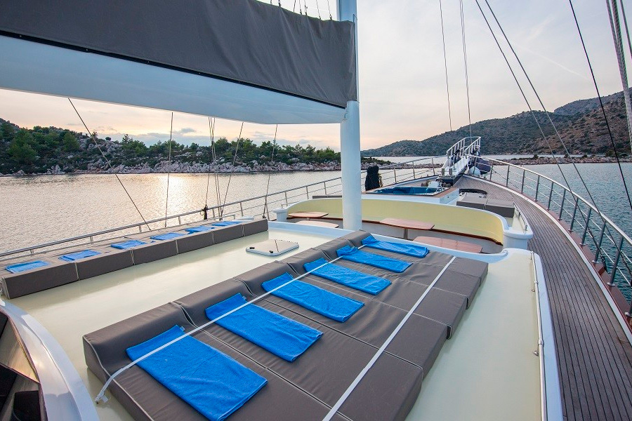 ГУЛЕТ NEVRA QUEEN - БОДРУМ