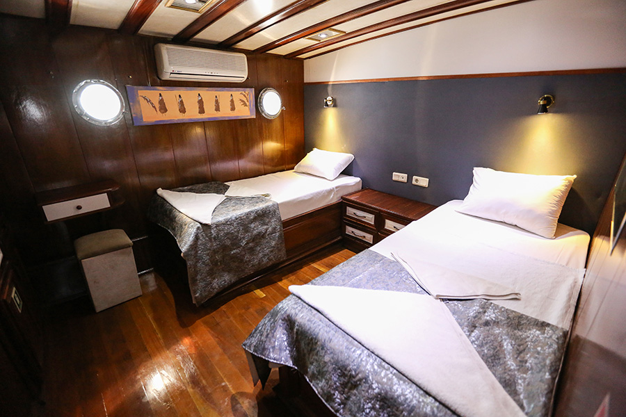 YACHT MY MOM - ANTALYA