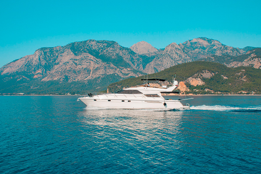 ЯХТА DAHASH - КЕМЕР