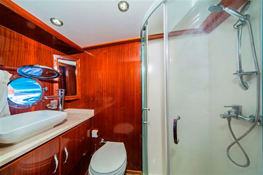 YACHT MY MOM - ANTALYA