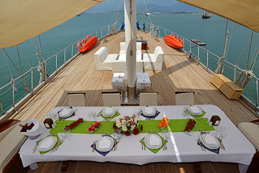 YACHT MY MOM - ANTALYA