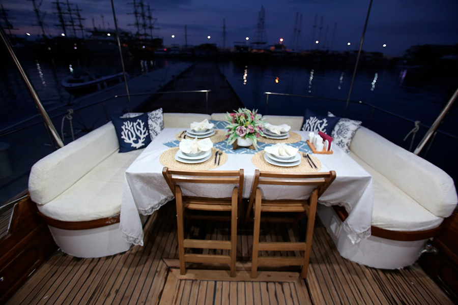 YACHT LADY MILA - KEMER