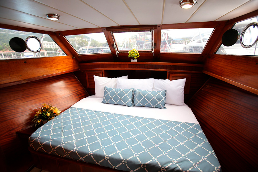 YACHT LADY MILA - KEMER