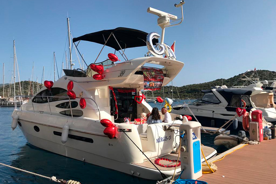 YACHT MY MOM - ANTALYA