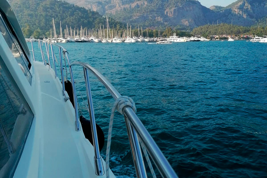 ЯХТА ATLANTIS 50 - ГЁДЖЕК