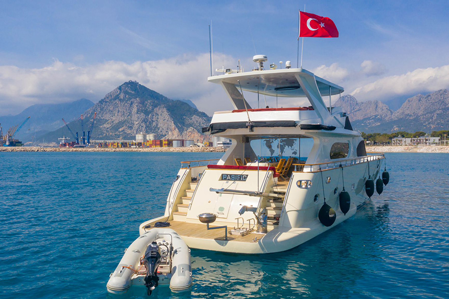 ЯХТА PASIFIC - АНТАЛИЯ
