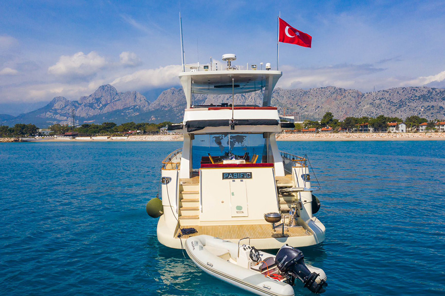 ЯХТА PASIFIC - АНТАЛИЯ