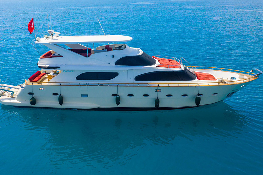 ЯХТА PASIFIC - АНТАЛИЯ