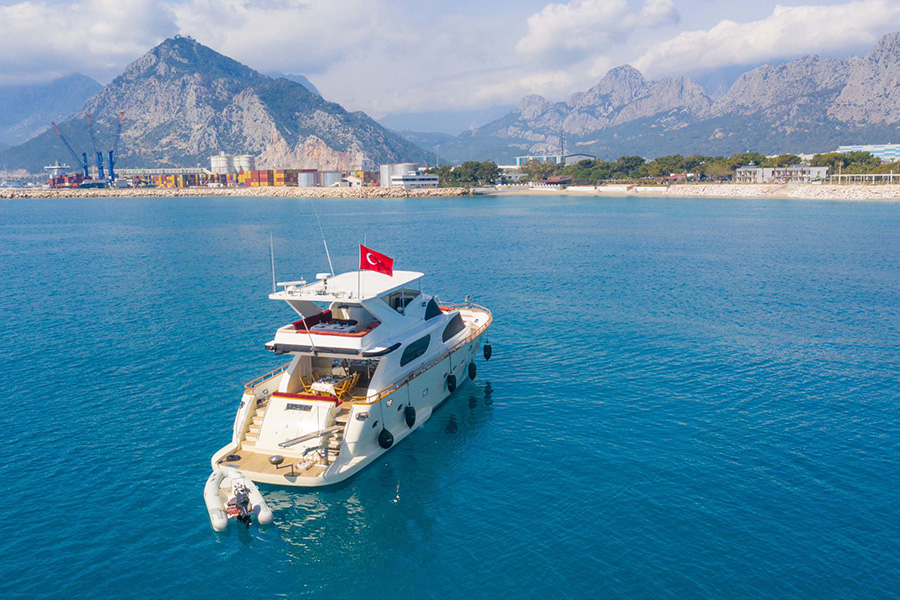 ЯХТА PASIFIC - АНТАЛИЯ