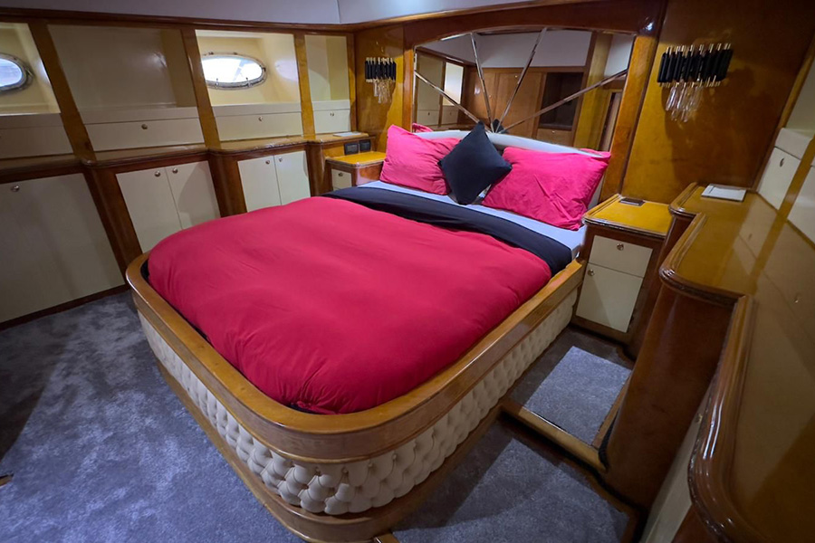 ЯХТА PASIFIC - АНТАЛИЯ