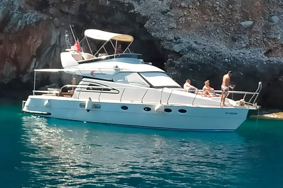 YACHT MY MOM - ANTALYA