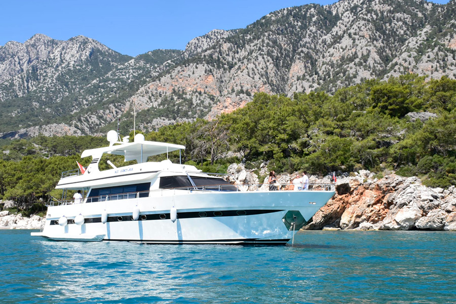 ЯХТА GÖKTÜRK - АНТАЛИЯ