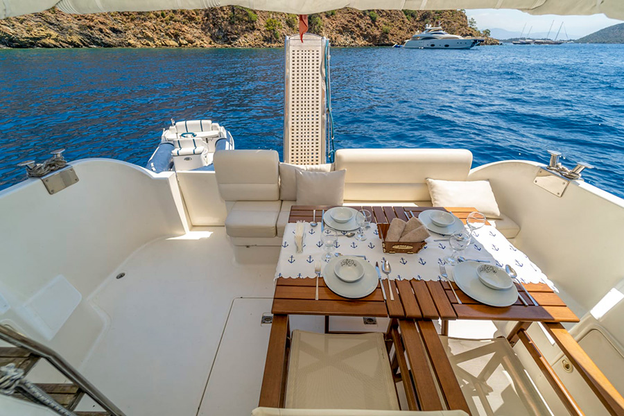 YACHT MY MOM - ANTALYA