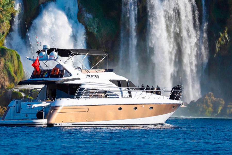 YACHT MY MOM - ANTALYA