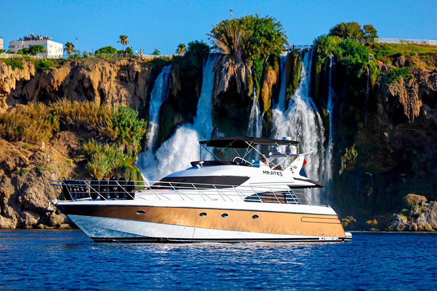 YACHT MY MOM - ANTALYA