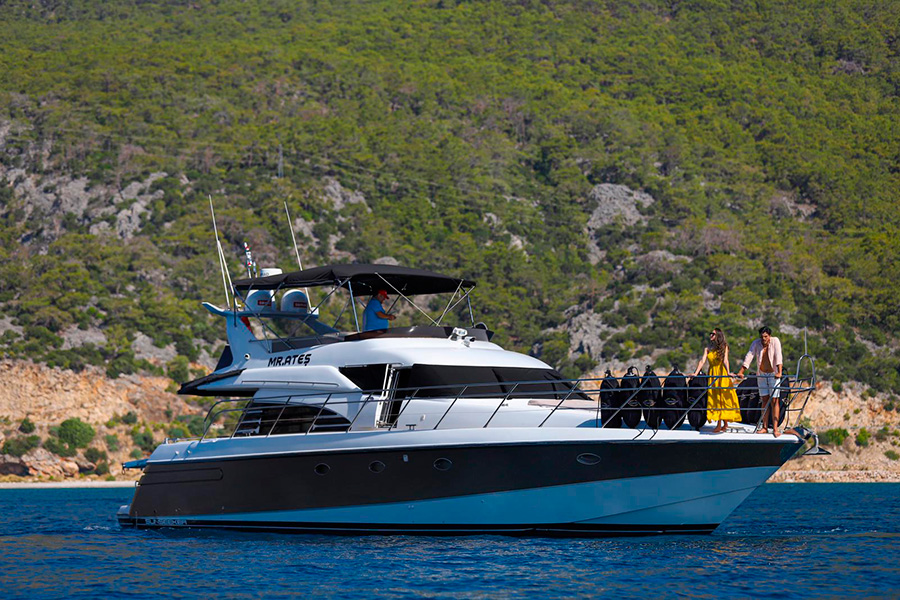 YACHT MY MOM - ANTALYA
