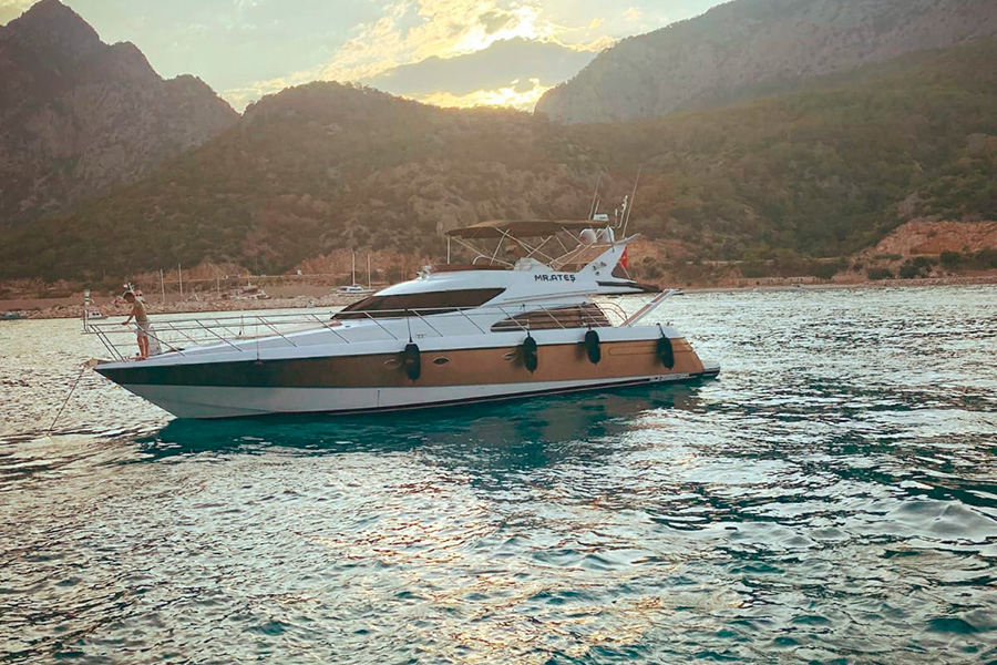 YACHT MY MOM - ANTALYA