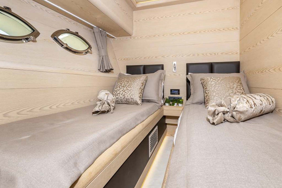 YACHT MY MOM - ANTALYA