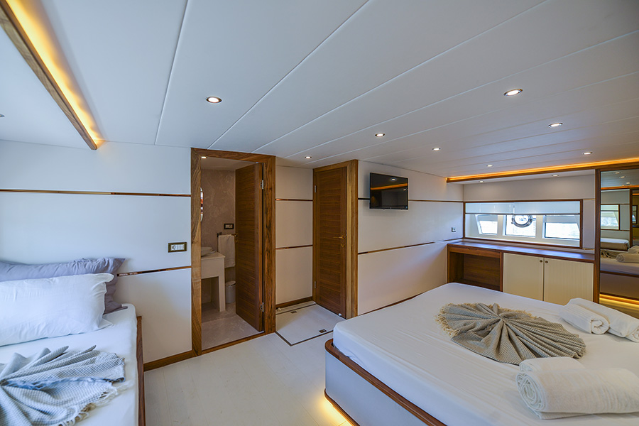 YAT FLOKİ - FETHİYE