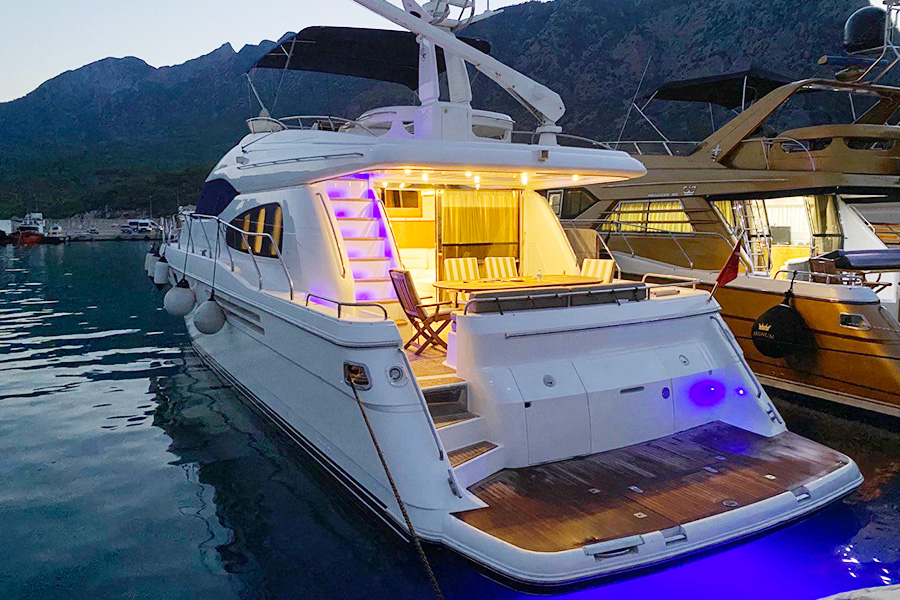 YACHT MY MOM - ANTALYA