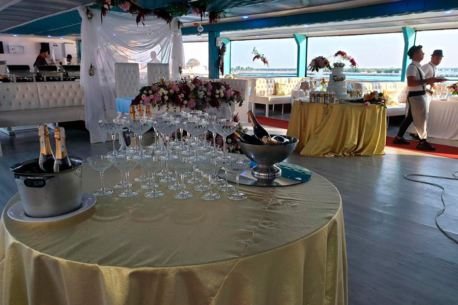 ЯХТА MY MOM - АНТАЛИЯ